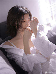 永利KTV资源-被好几个男人CAO好爽好舒服