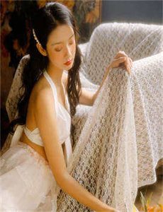 一个人www在线观看免费中文-性开放山村肉乳小说